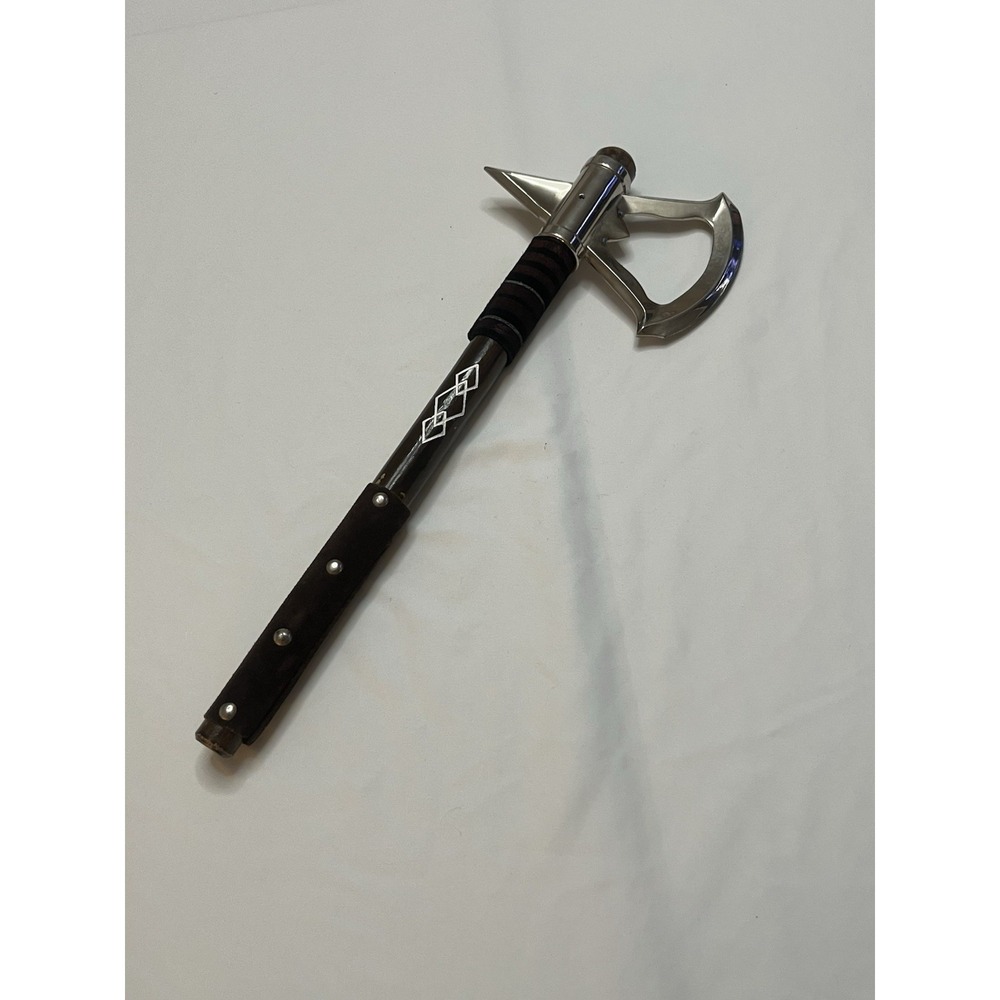 17.5" Assassin's Creed 3 Tomahawk - Cosplay - "Honor the Creed" - Connor's Axe